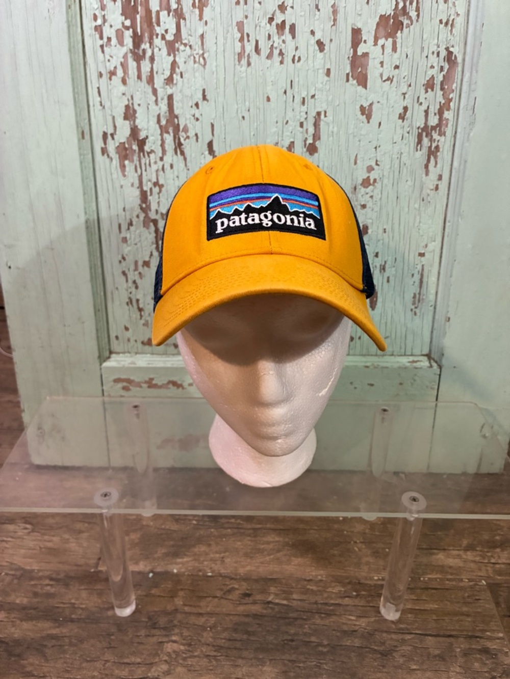 Patagonia Yellow and Navy Mesh Logo Cap - Picture 1 of 5